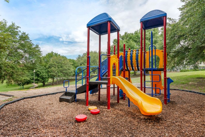 Photos and Video of Woodhill Apartments in Orlando, FL